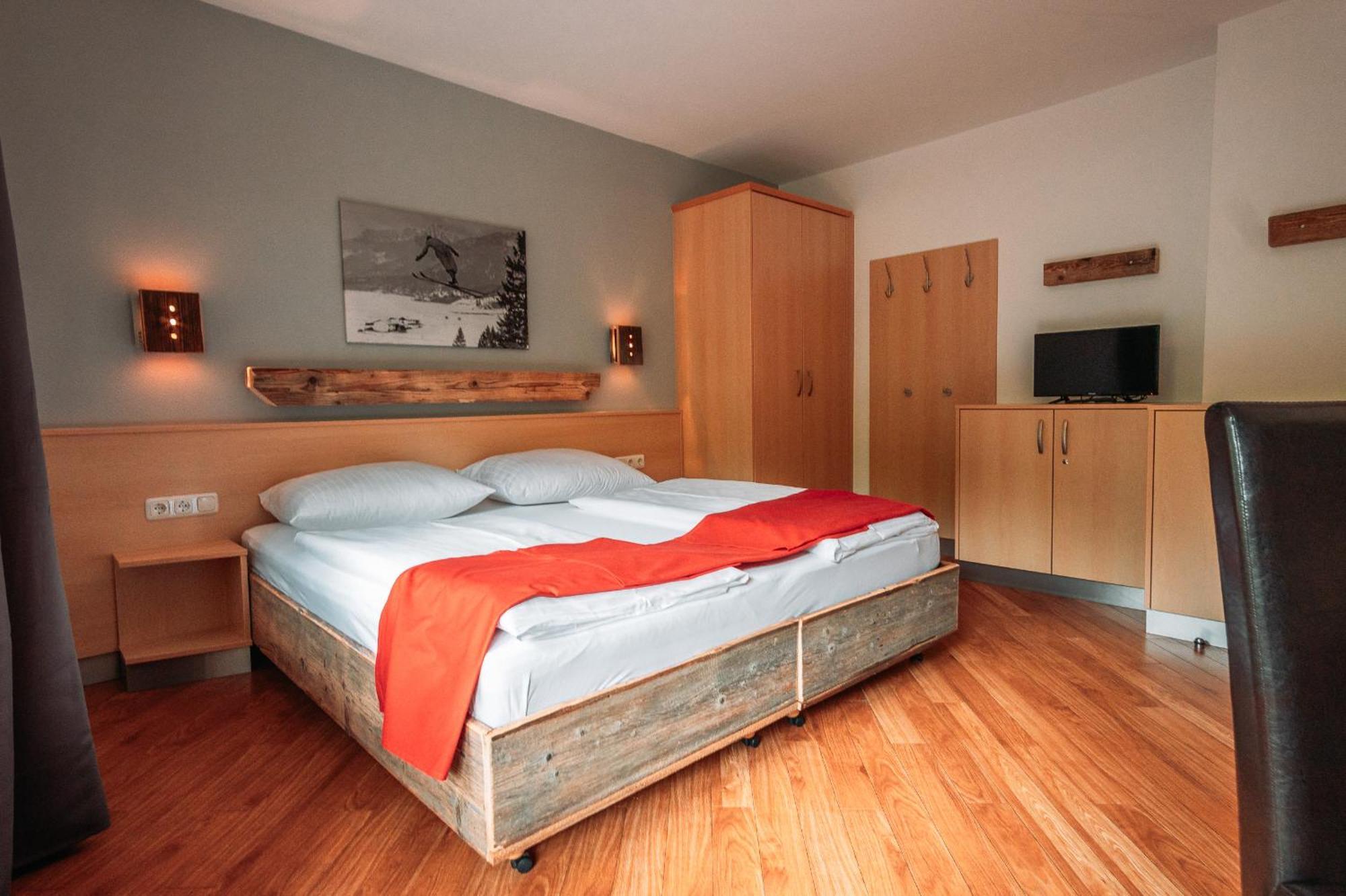 Hahnenkamm Gasthof Reutte